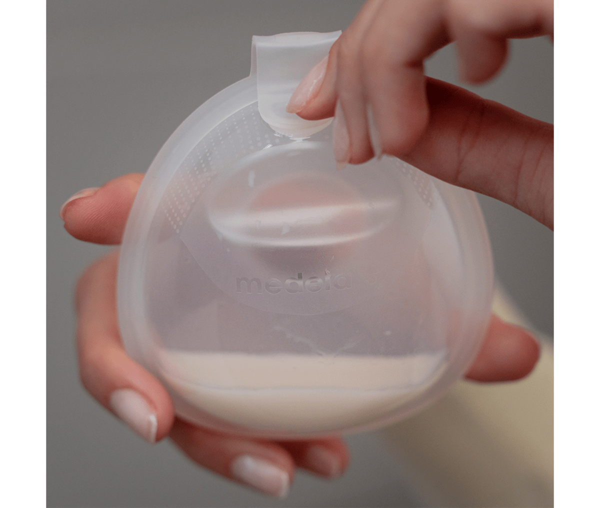 Medela Inbra mælkeopsamler 2 stk. – diskret brystmælkopsamler til bh'en - Buump - Breastfeeding - Medela
