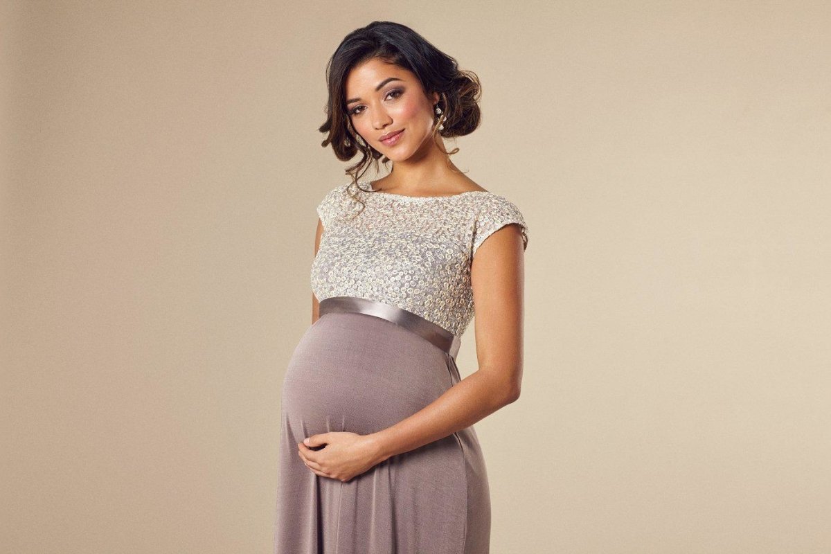 Mia festkjole til gravid fra Tiffany Rose#Tiffany RoseDressBuump